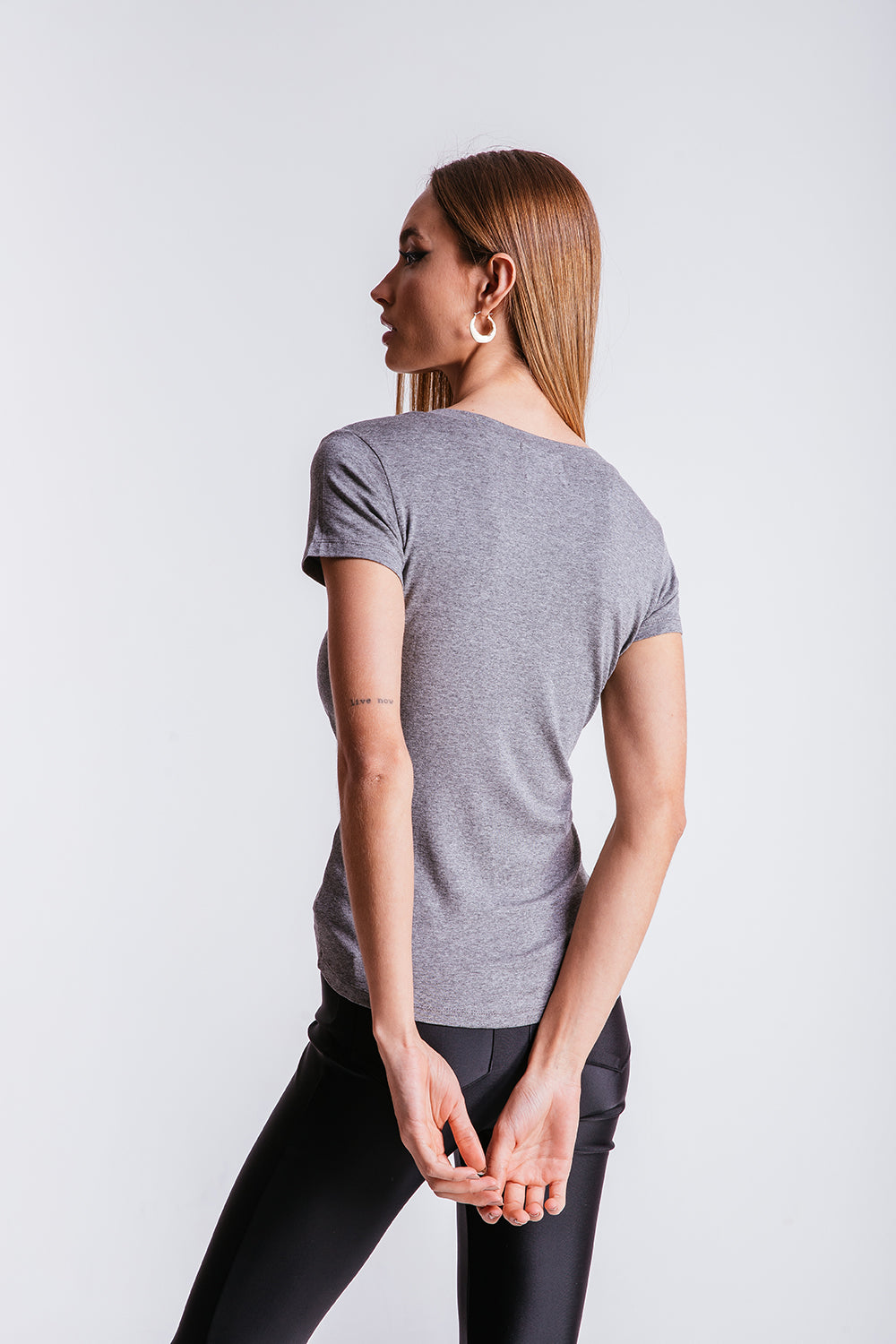 T-shirt Nó - Cinza