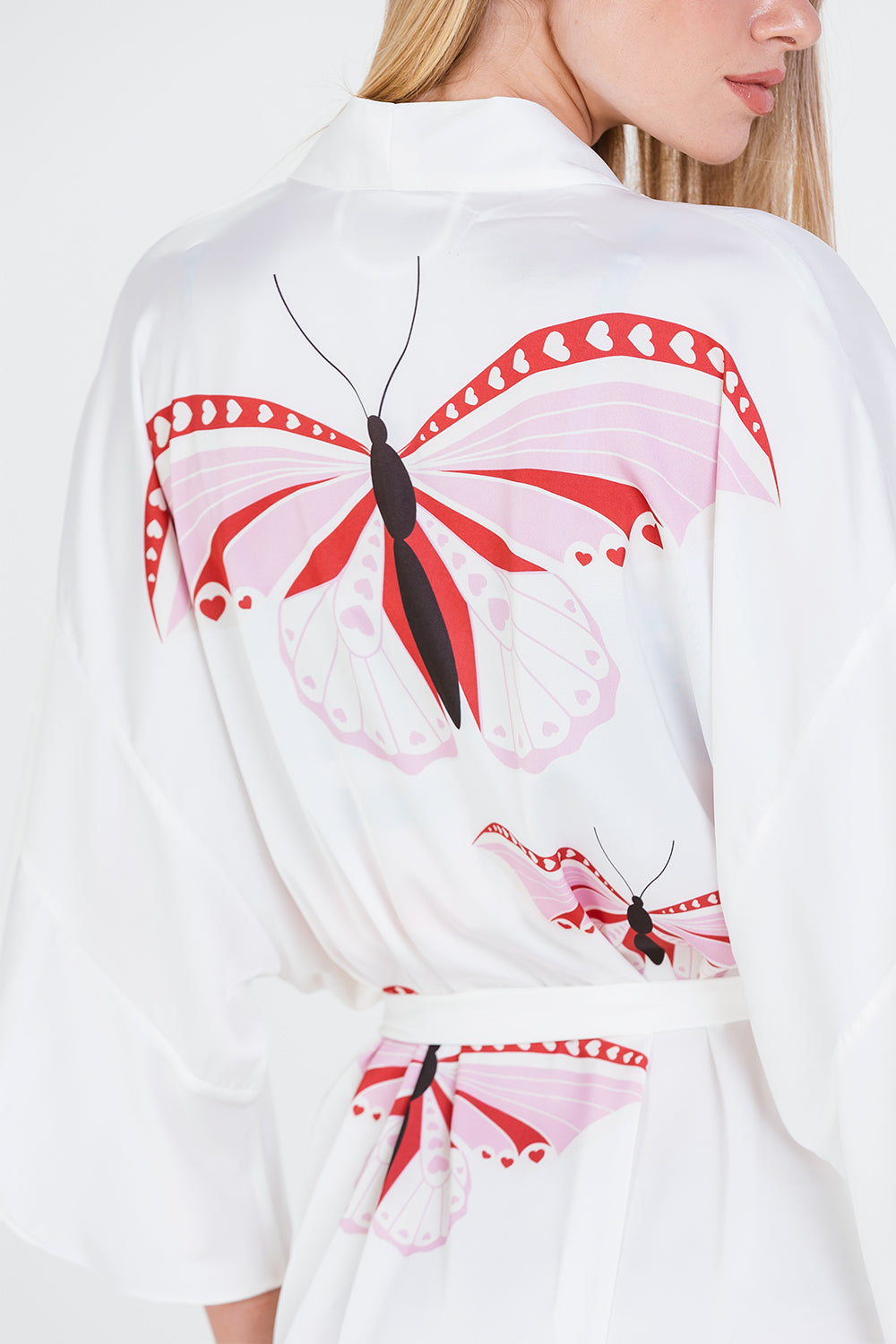 Robe Lisianto - Off White