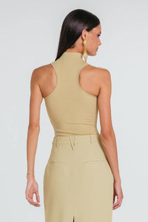 Regata Nora - Sepia