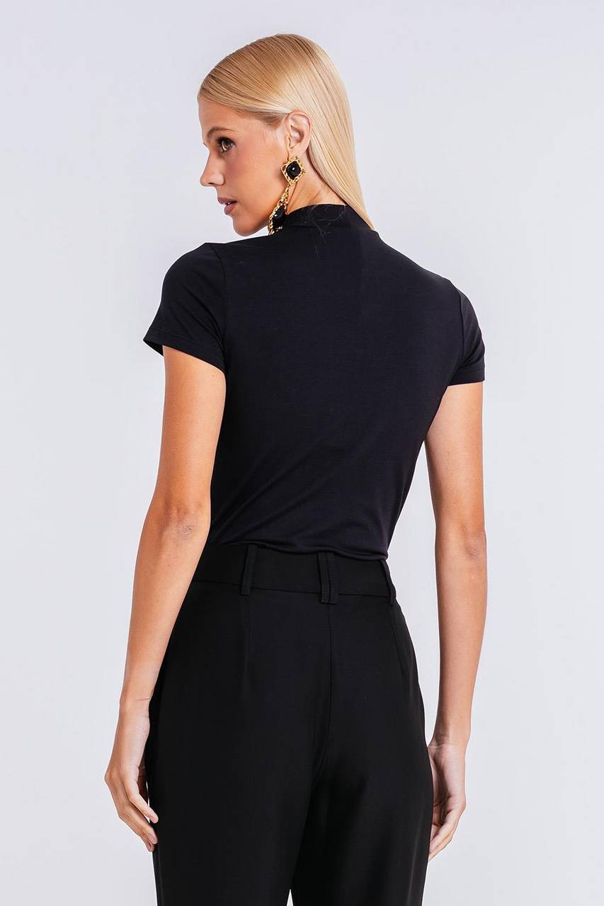 Blusa Vitoria - Preto