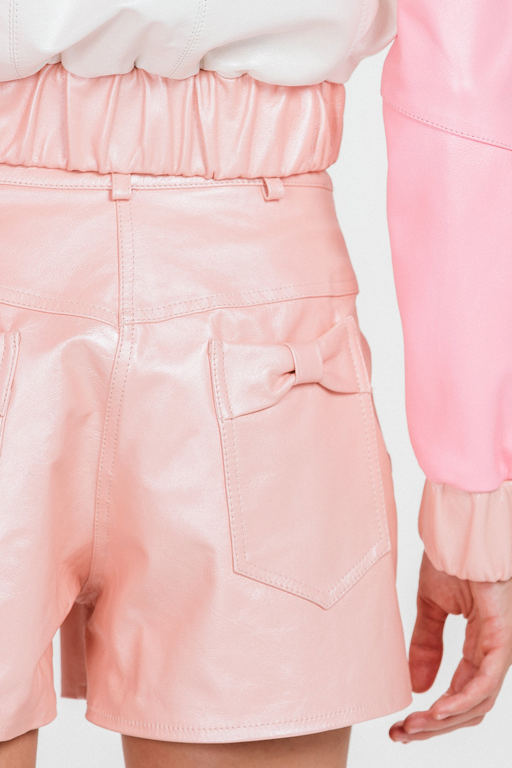 Short Magnolia - Peach