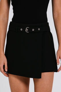 Short Saia Madalena - Preto