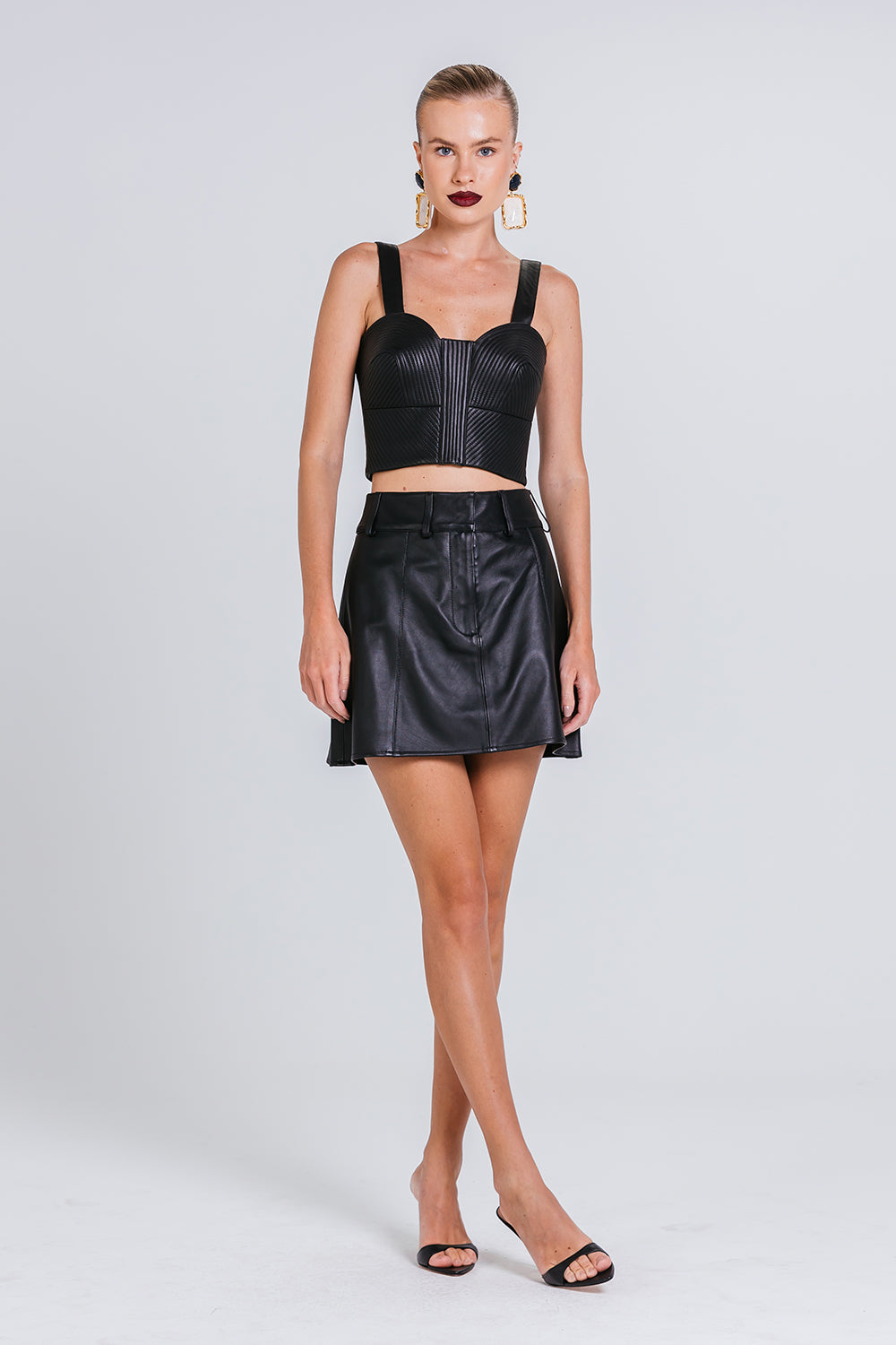 Saia Yasmin - Preto